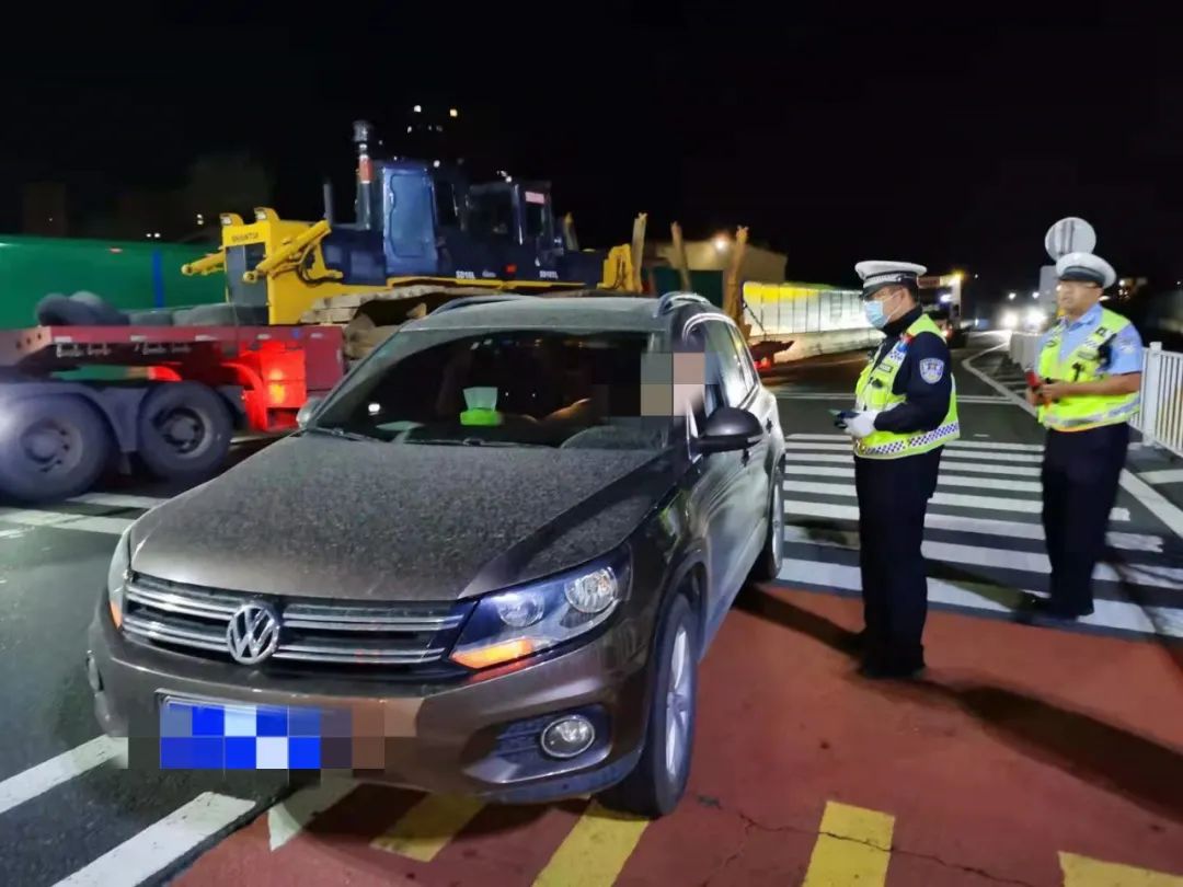 酒后别驾车 后果很严重