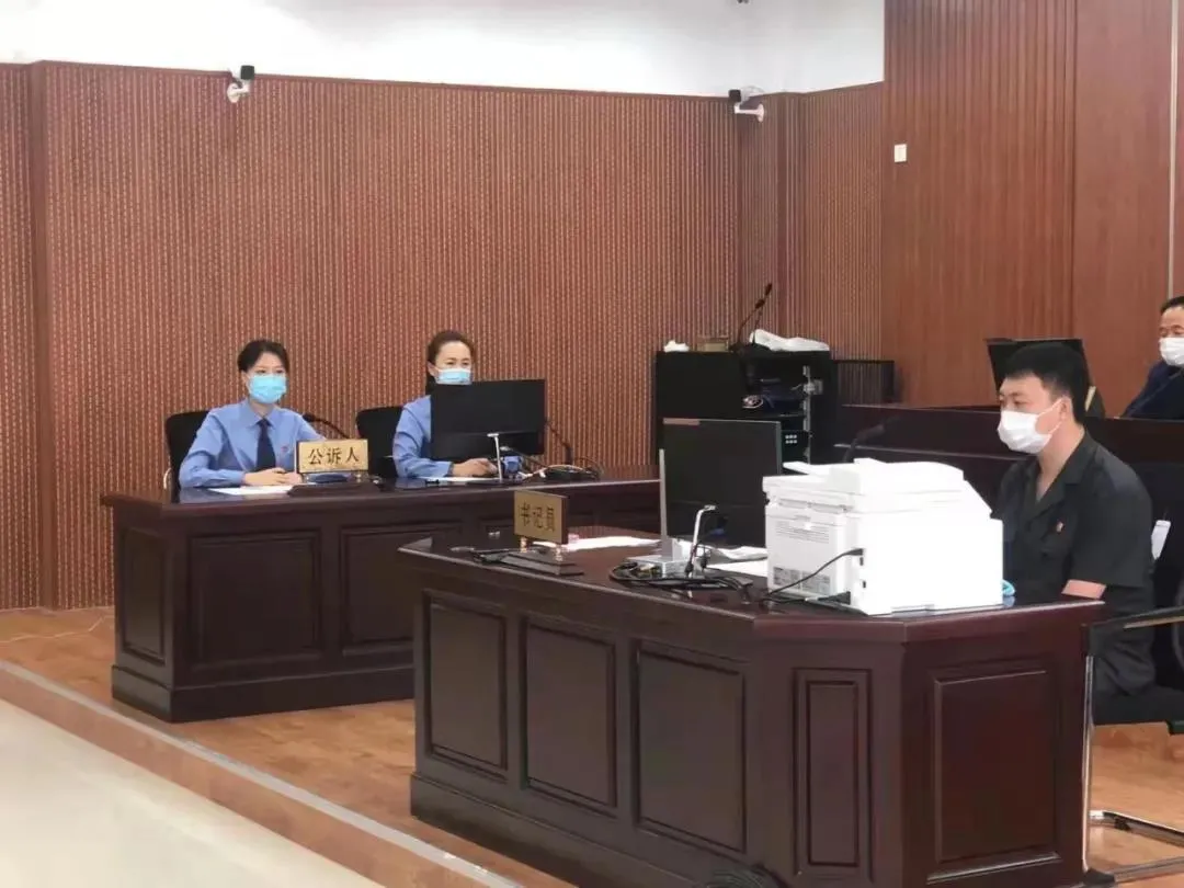 黑龙江齐齐哈尔：拿水果刀辱骂、恐吓医生 “医闹”领刑罚