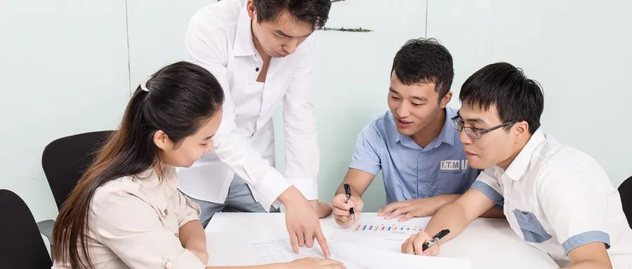劳动合同和劳务合同哪个对员工好