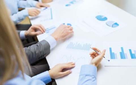 残疾人工资加计扣除政策及残疾人在企业工资标准