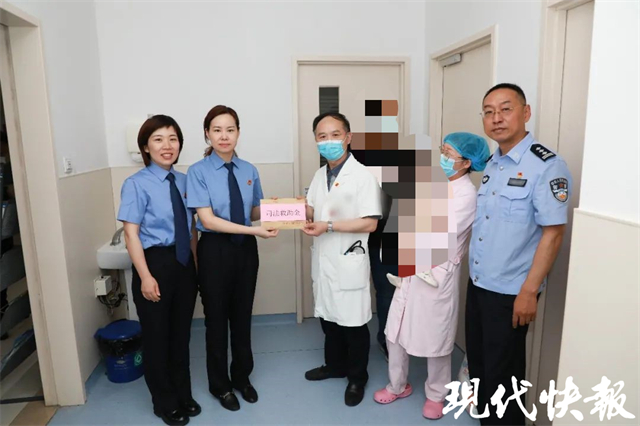 男子婚外生女并遗弃，因犯遗弃罪、重婚罪被判刑