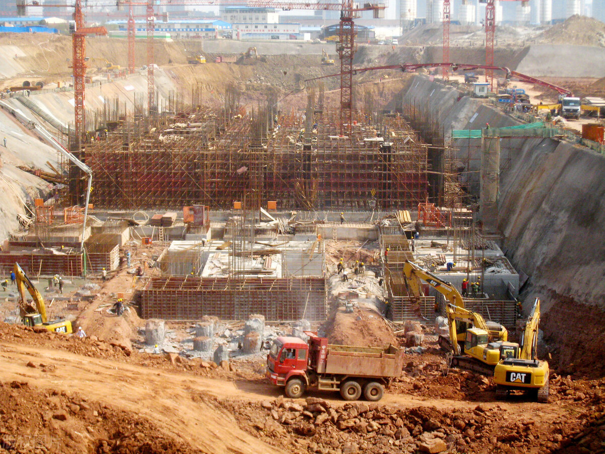 公路和铁路项目征地拆迁如何补偿？