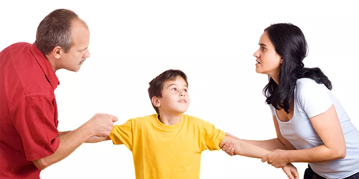 夫妻离婚时孩子的抚养权法院会怎么判？