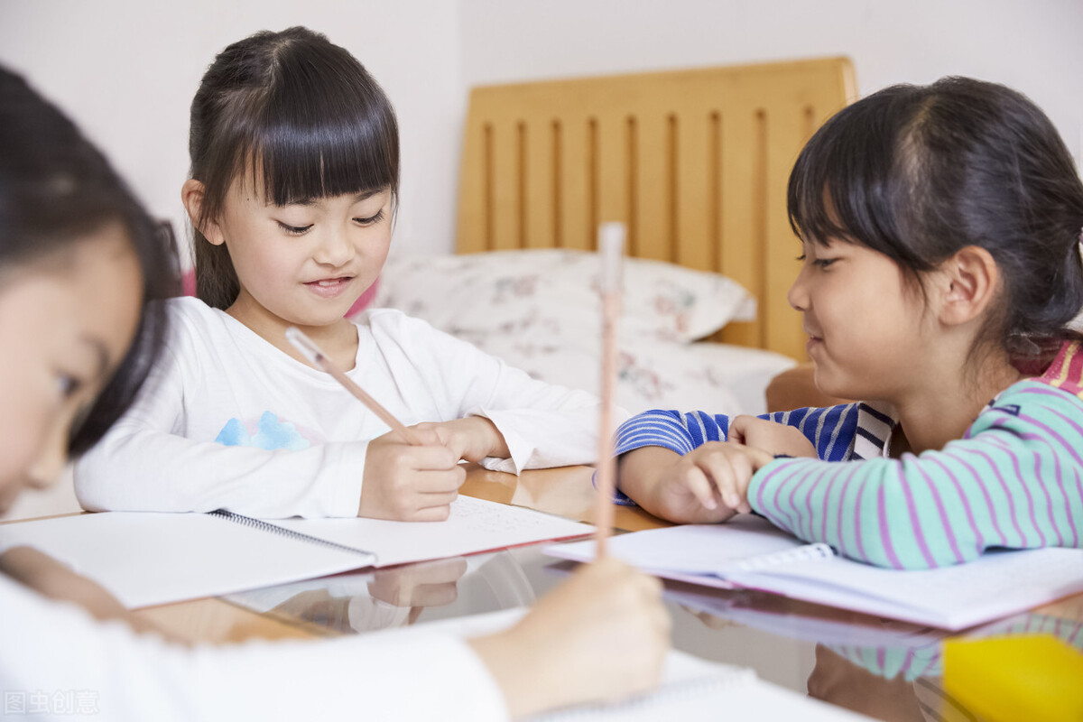 子女抚养费是否包括课外补习班、辅导班等支出？