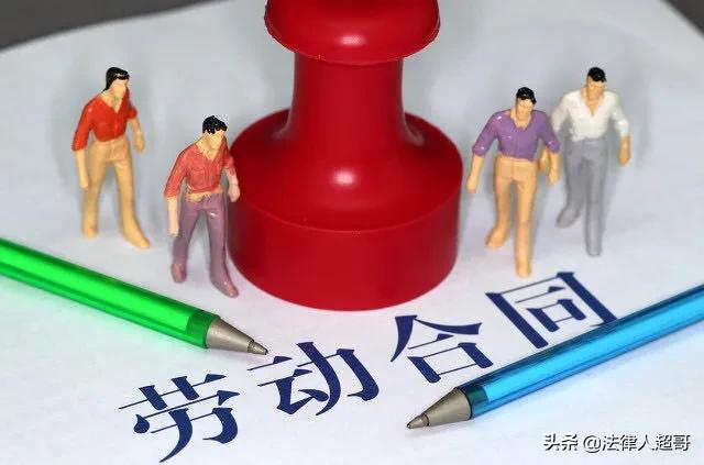 3年劳动合同到期，公司提前一个月通知不续约，可以获得赔偿吗？