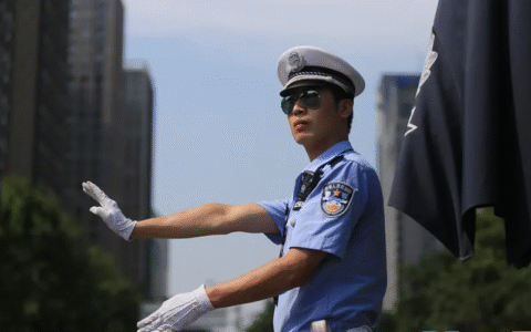 公安民警规范用语及行为标准指引（收藏）