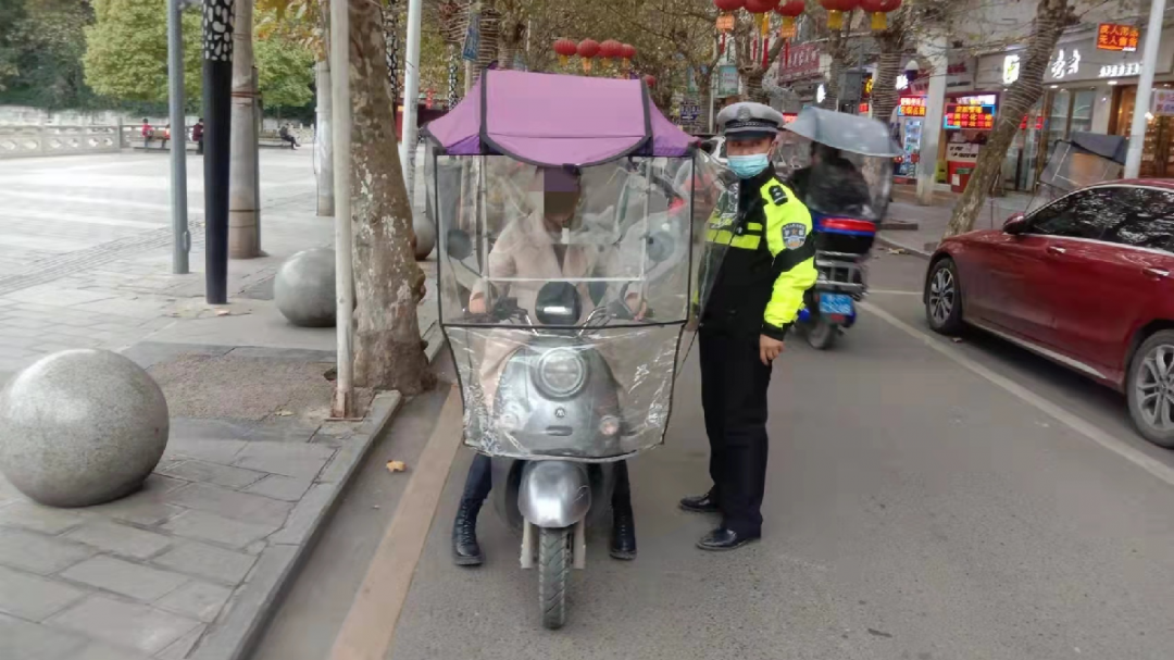 “反其道而行”?交警最快出警,现场处罚! | 一线微观