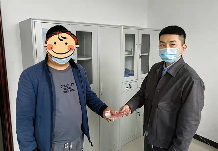 桓仁刑事犯罪侦查中心破获一起盗窃车内财物案