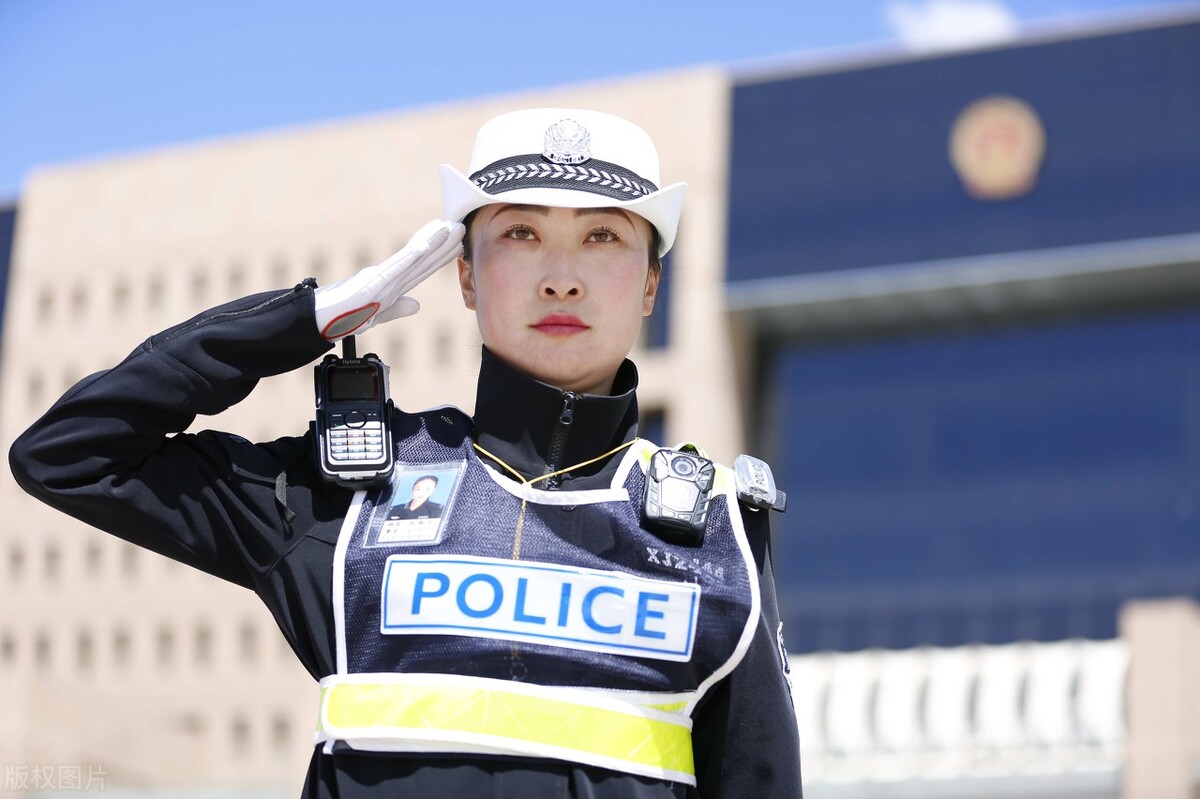 交通事故中，交警扣留事故车辆的相关知识