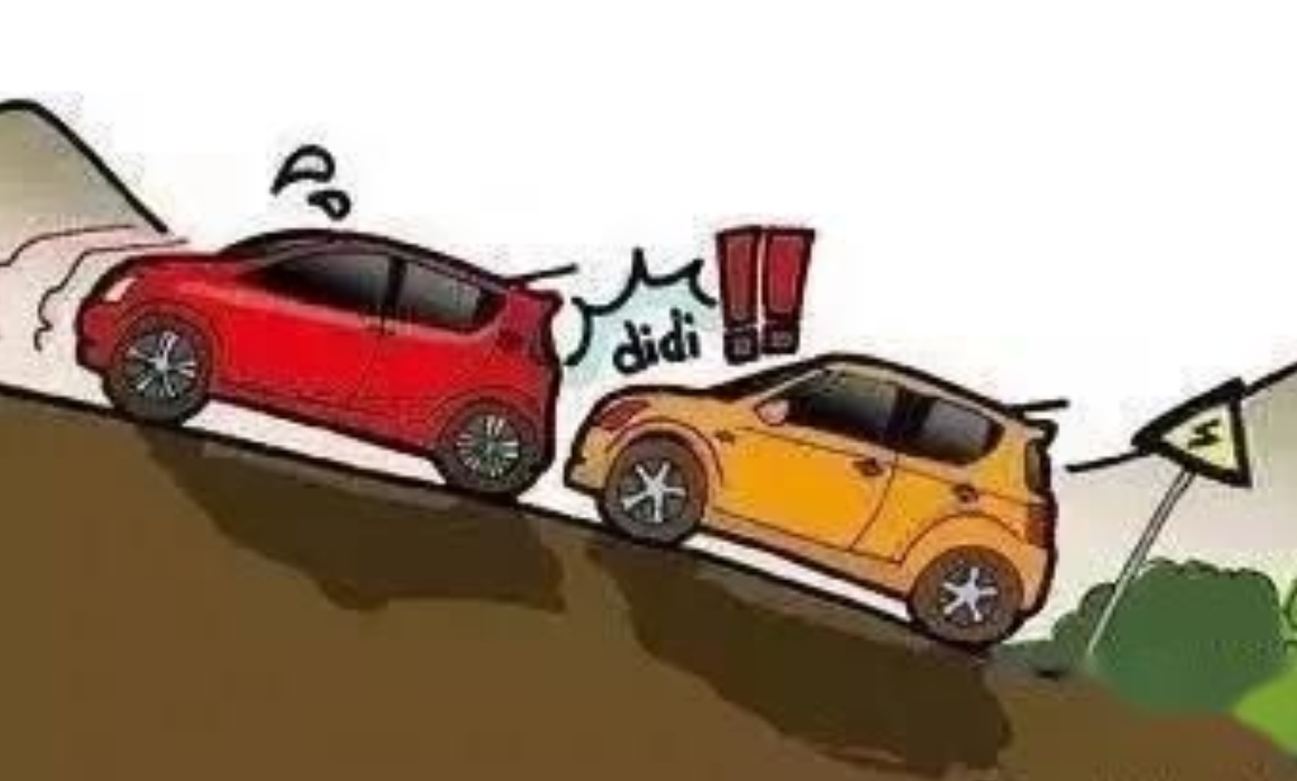 追尾一定是后车全责？交警：这4种追尾后车无责，别傻傻掏钱赔偿