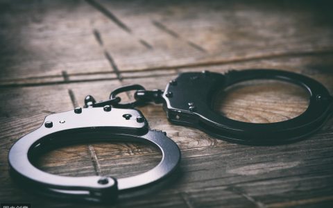罪犯服刑监狱如何分配？看守所和监狱、拘留所有什么不同？