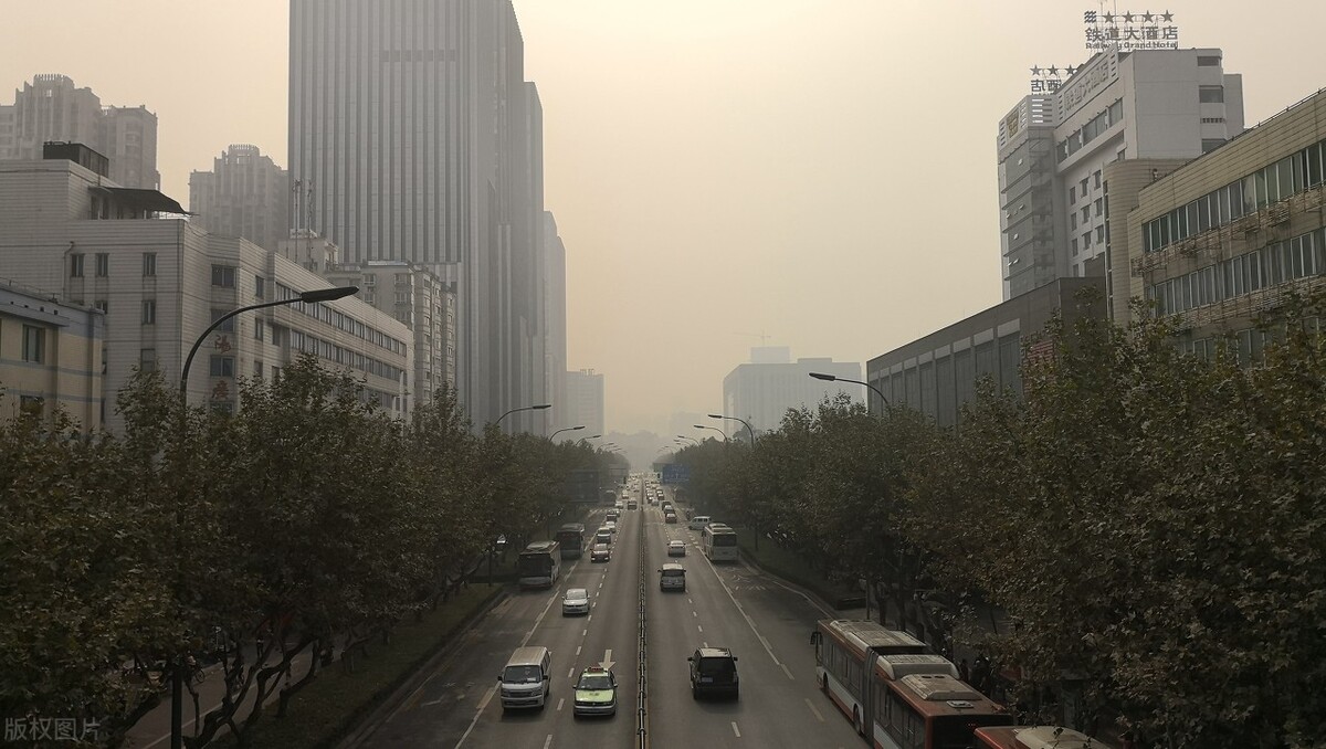 成都货车通行有新规，今日起实施