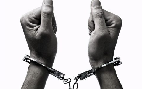 怎样就算是构成故意伤害罪，故意伤害罪是怎么构成的？