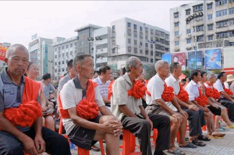 四川农民每月能领取多少养老金?