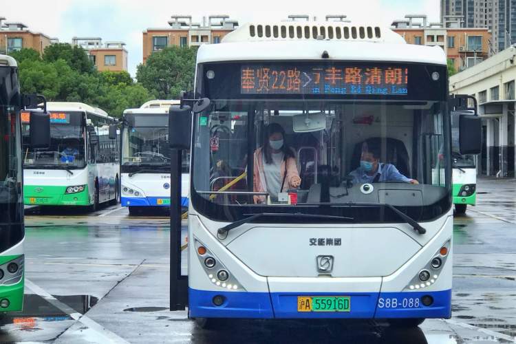 儿童票认定那是一个乱!高铁、航空、公交、景区各家有各家的标准