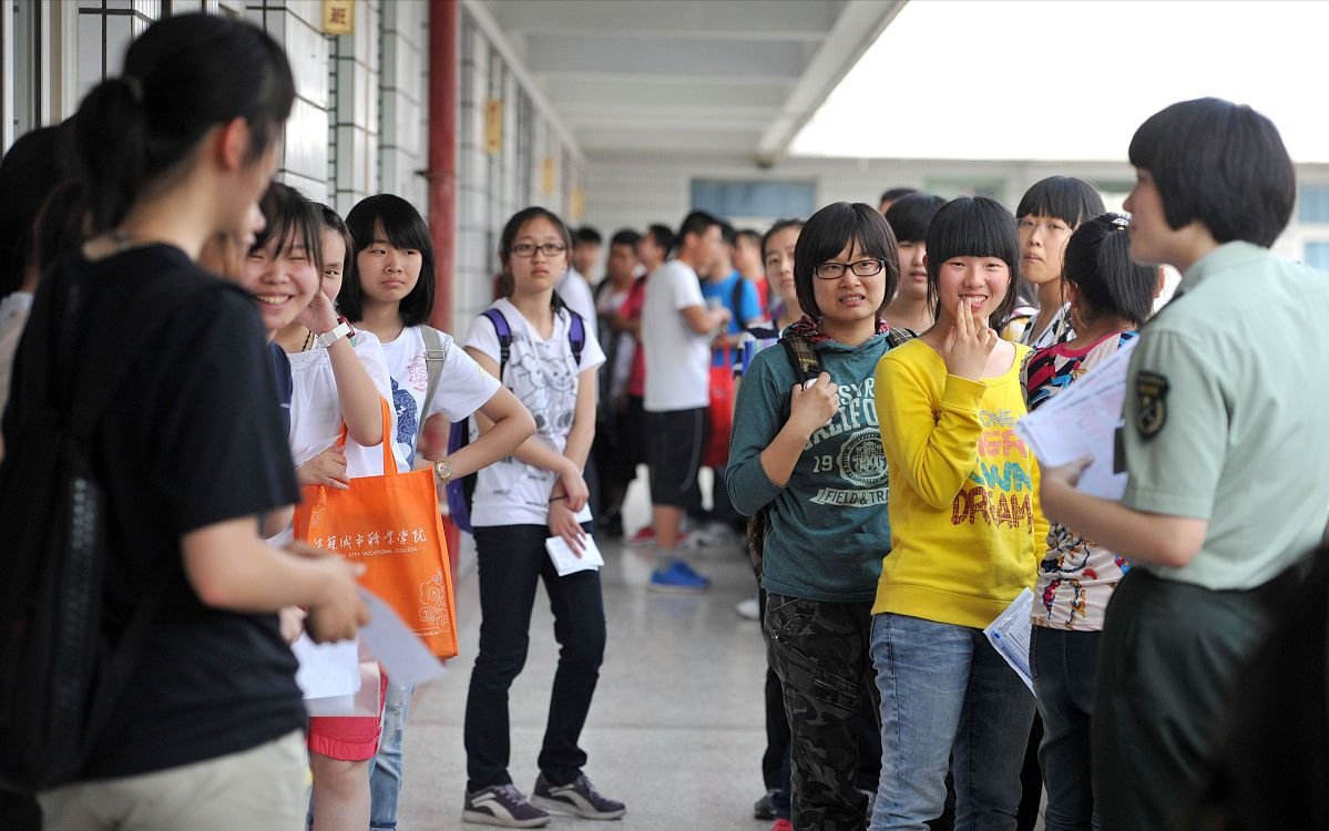 2022年女兵征兵报名正式开启,当兵条件和流程最好提前了解