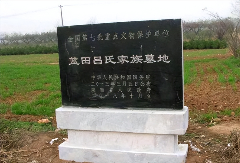 以案普法：挖自家祖先坟墓违法吗？法律规定：地下文物属于国家