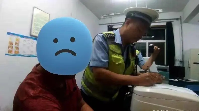 男子小区内酒驾几十米遭代驾举报,被判拘役?法律层面怎么解读?
