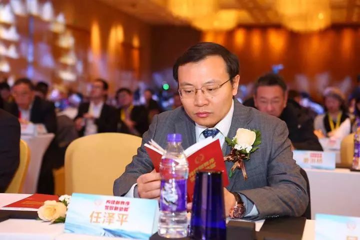 攀枝花:2孩每月五百!博士说,3胎每月五千!教授称,不生就罚