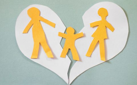 离婚后，子女的抚养费怎么算？民法典这样规定