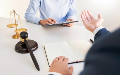 公司有必要请法律顾问吗？收费标准是多少？