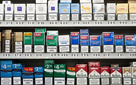香烟最低79元一包，烟草税高达82%，英国“戒烟”成功了吗？