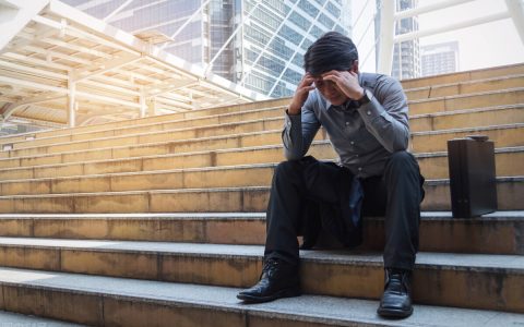 员工办理离职手续的步骤是怎样的？主要有哪些需要注意的事项？