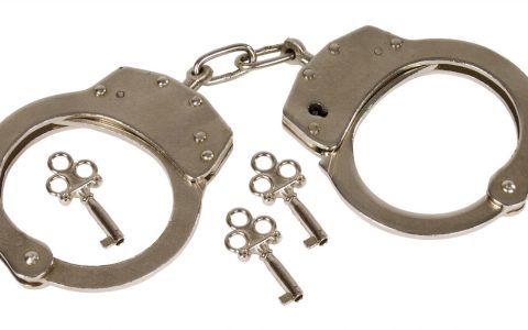 某些情况下“见死不救”也犯法，法律规定要判刑