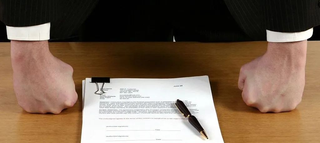 承租人伪造产权证明，转租给第三方，是否构成合同诈骗罪？