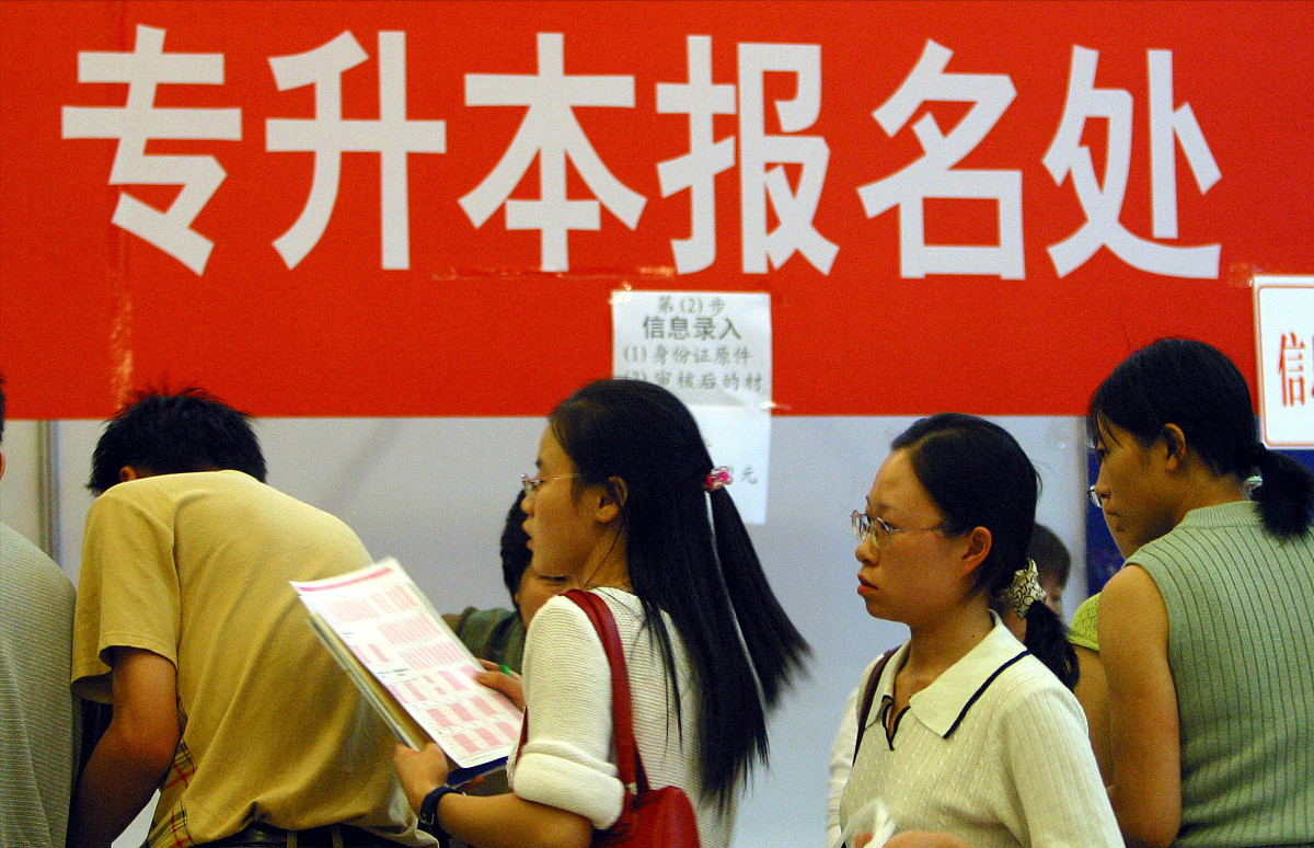 2022年女兵征兵报名正式开启,当兵条件和流程最好提前了解