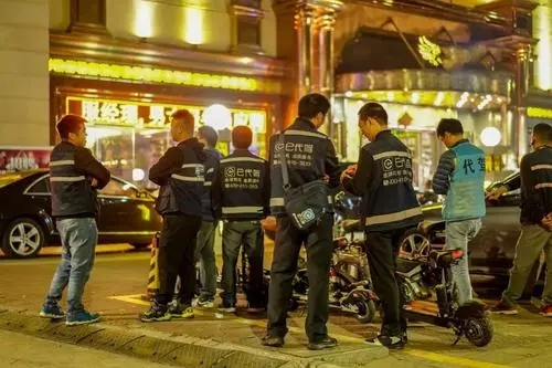 男子小区内酒驾几十米遭代驾举报,被判拘役?法律层面怎么解读?