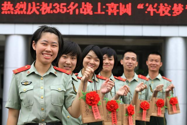 2022年女兵征兵报名正式开启,当兵条件和流程最好提前了解