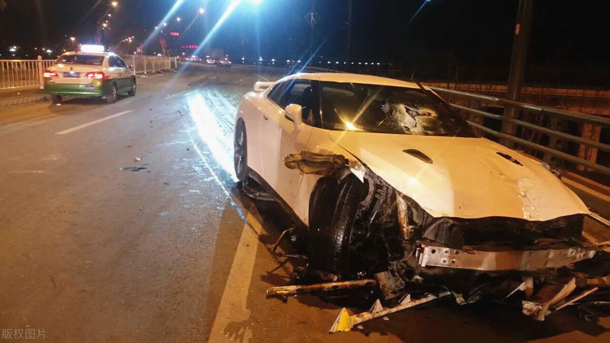 交通肇事致人死亡，机动车驾驶人必然构成交通肇事罪吗？