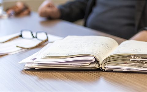 取保候审是什么意思？还会被判刑坐牢吗？