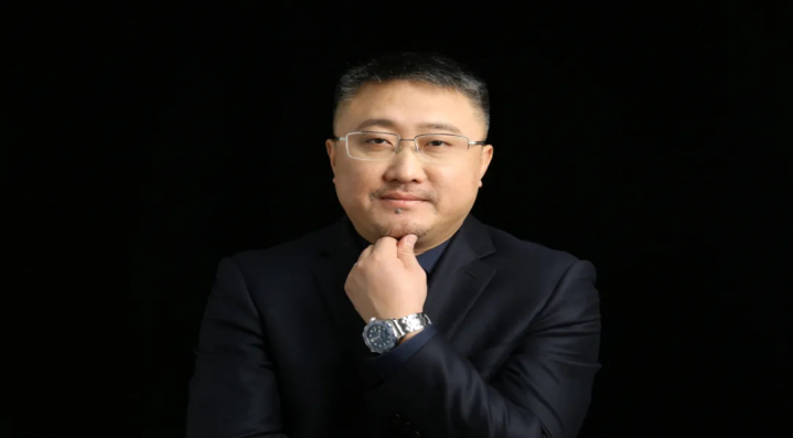 非法持有枪支后再卖与他人的行为定性