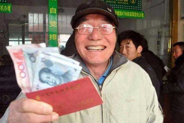 延迟退休已成“定局”，什么时候正式推行？第一批受影响的是谁？
