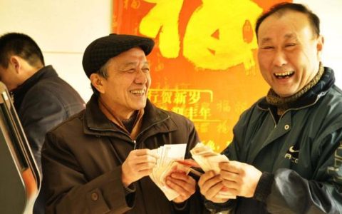 延迟退休已成“定局”，什么时候正式推行？第一批受影响的是谁？