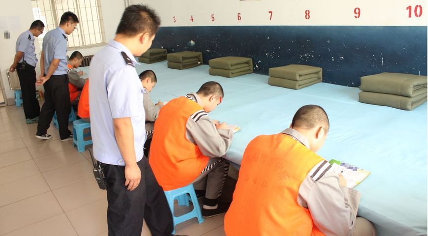 取保候审会留案底吗？
