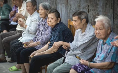 独生子女家庭迎来喜讯！三大补贴三大福利，你们家符合要求吗？