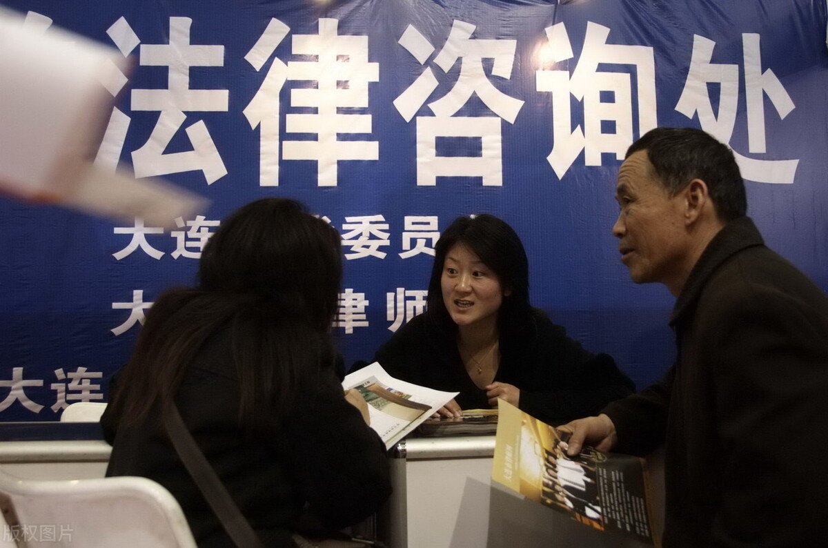 劳动仲裁裁决后经过15天的诉讼期，是否就能申请法院执行？