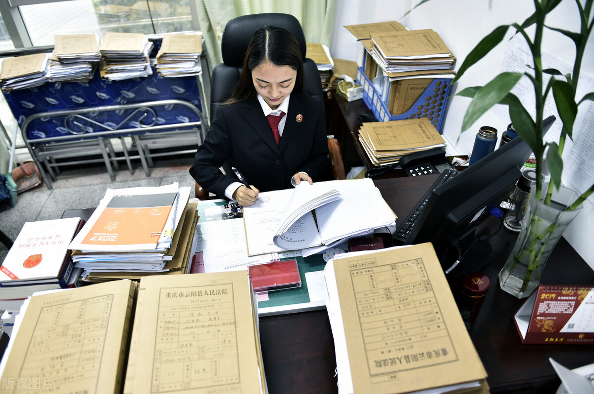 劳动仲裁裁决后经过15天的诉讼期，是否就能申请法院执行？