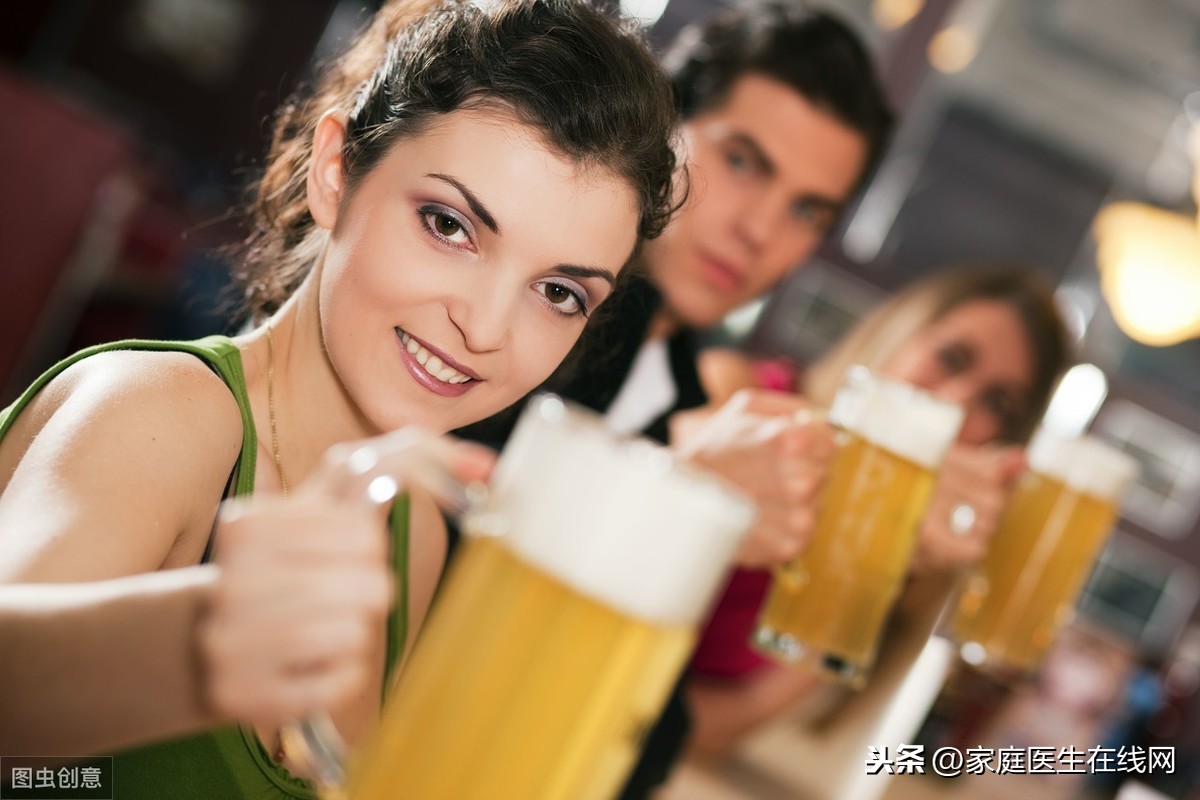 怎么才算饮酒过量？男女标准不同，超过了肝脏容易受伤