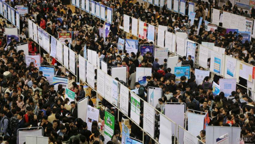 天眼查、企查查,谁才是商业界的福尔摩斯?