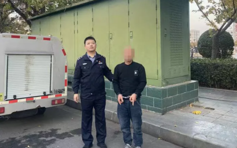 一男子到源汇分局马路街派出所报警，称其被别人骗了30余万元