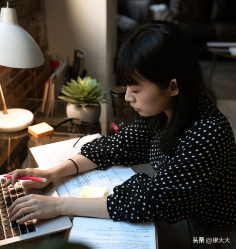 如何审查合同？
